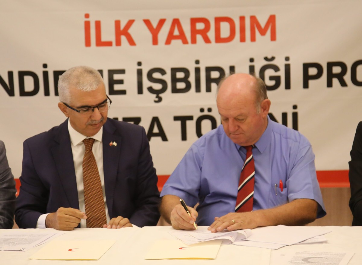 Adana'da gazetecilere yönelik ilk yardım eğitimi protokolü imzalandı