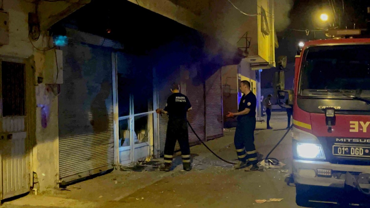 Adana'da bir iş yerindeki patlama hasara neden oldu