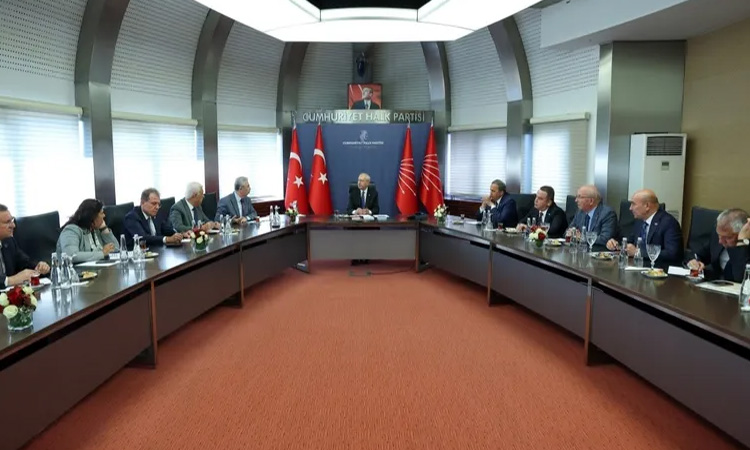 CHP'li Belediye Başkanları İle Toplantı