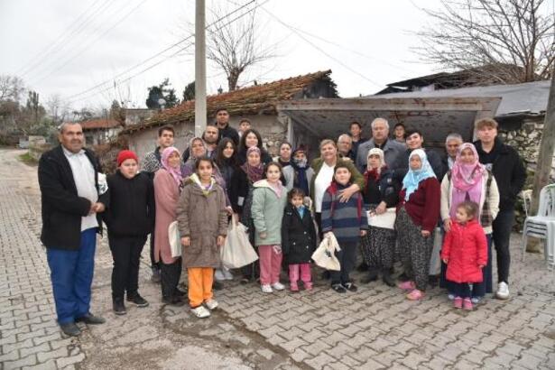 Başkan Erdem, kırsal mahallelerde buluşmalarını sürdürüyor