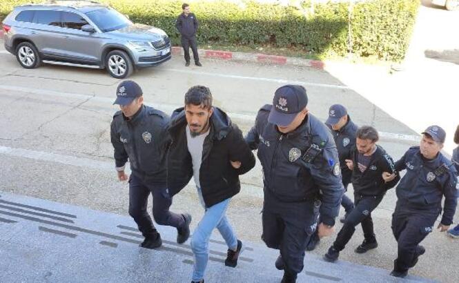 Sopalı kavgada gözaltına alınan 6 Suriyeli sınır dışı edildi