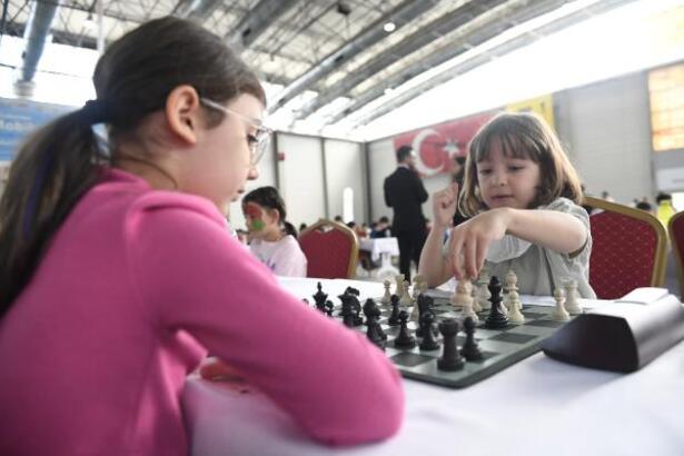 Büyükşehir destekli satranç turnuvası sonuçlandı