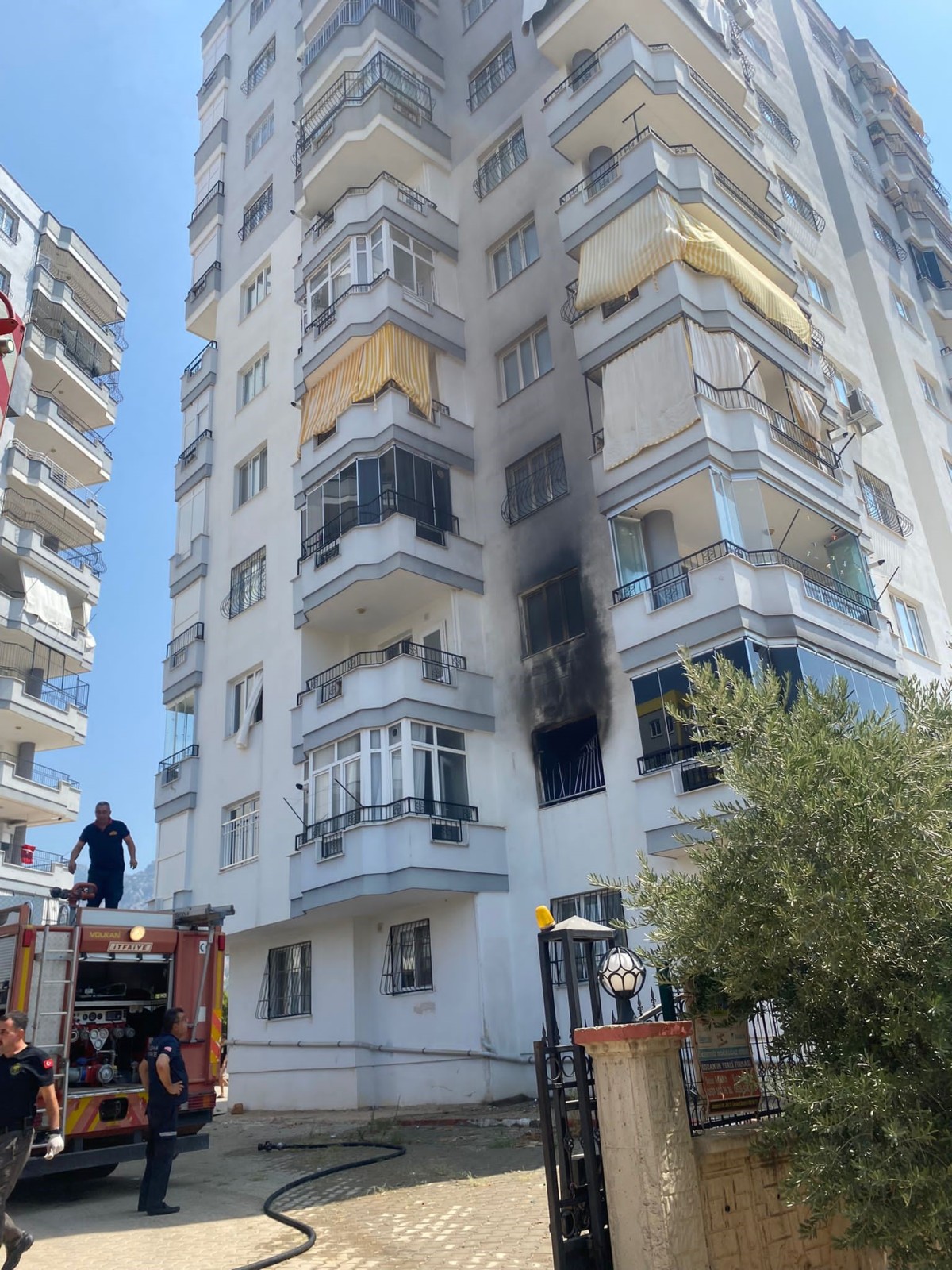 Adana’da ev yangını korkuttu