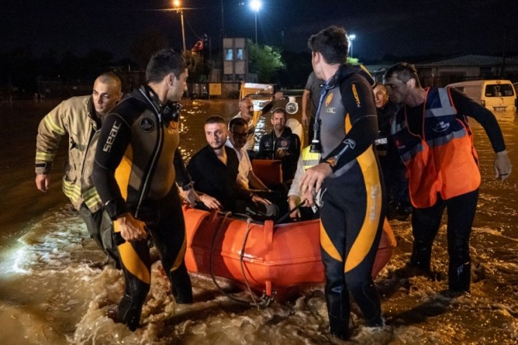 İstanbul Valiliği'nden sel felaketiyle ilgili yeni açıklama