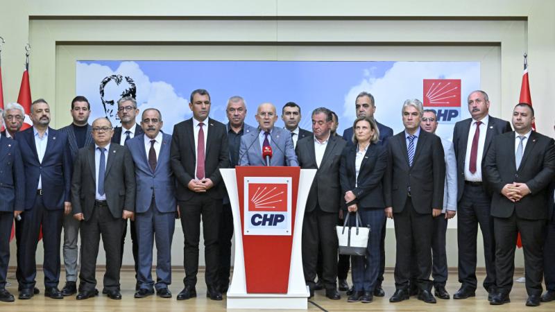 CHP'nin 55 il başkanı Kılıçdaroğlu'na desteğini açıkladı