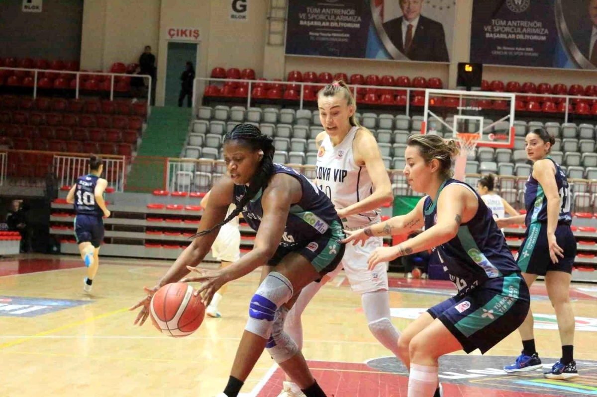 HDI Sigorta Yalova VİP, 01 Adana Basketbol'u 82-78 yendi