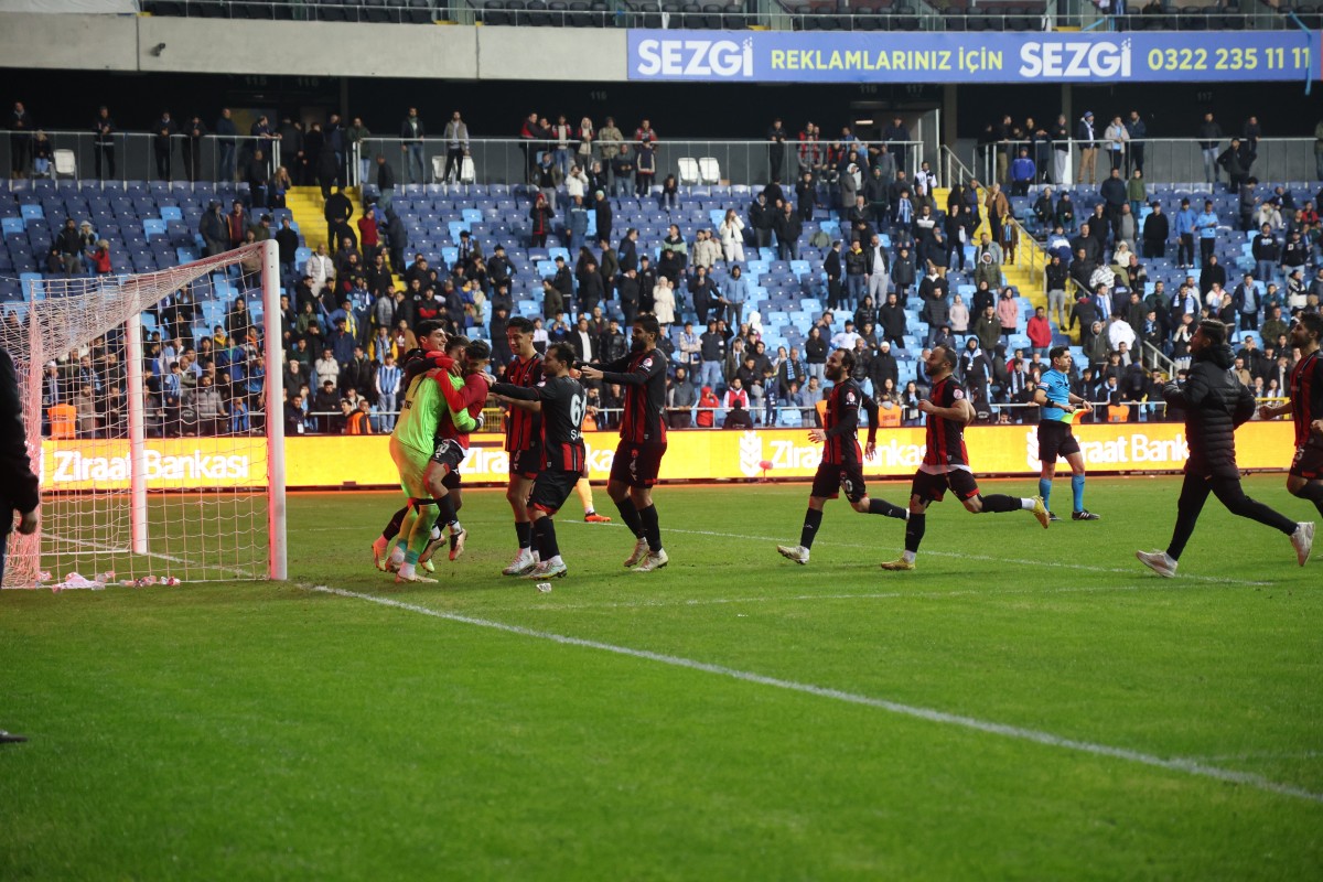 Adana Demirspor Ziraat Türkiye Kupası'ndan elendi