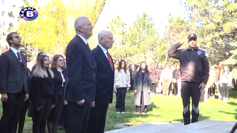 Çanakkale Zaferi'nin 109. Yıldönümü. Prof. Dr. Mehmet Haberal Atatürk Anıtına Çelenk Bıraktı