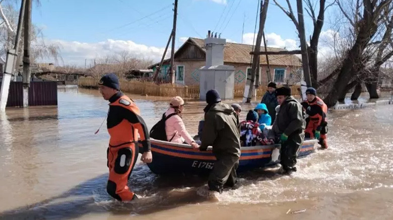 Kazakistan'da Sel Felaketi