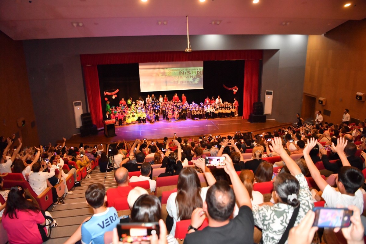 Çukurova Belediyesi 23 Nisan kutlamalarına bu yıl erken başladı