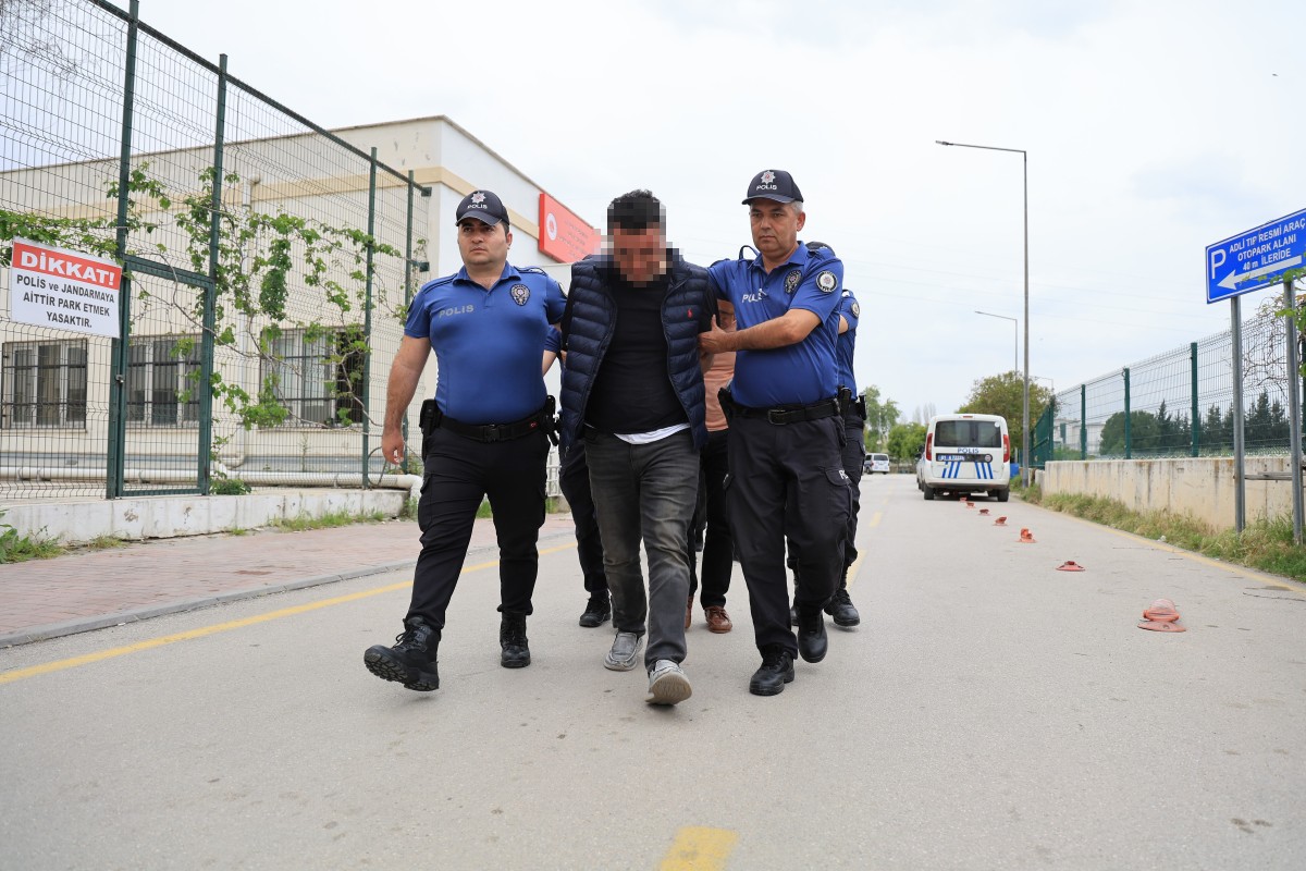 Tutuklanan CHP'li Seyhan Belediyesi Temizlik İşleri Müdürünün suç kaydı kabarık çıktı