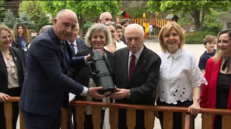 Başkent Özel Ayşeabla Okulları'nda 26. Bilim Şenliği Yapıldı. Prof. Haberal Öğrencilerle Birlikteydi