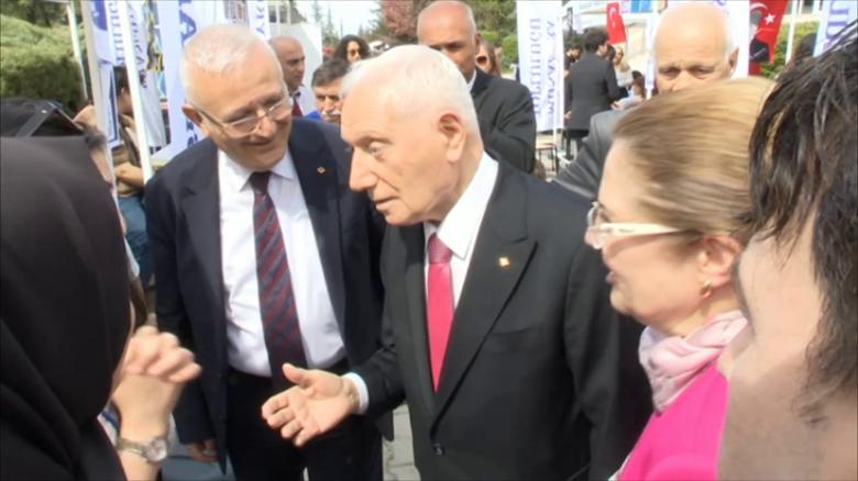 Başkent Üni. Bahar Şenliğine Yoğun İlgi. Prof. Haberal Bütün Stantları Gezdi