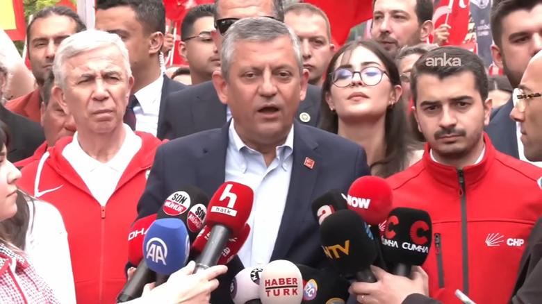 Özgür Özel: 