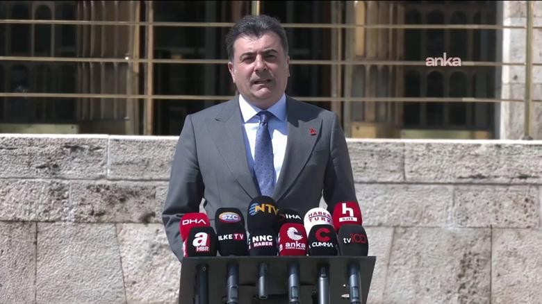 Zeynel Emre: “CHP’nin Kurultay Yapması Varlık-yokluk Meselesidir” 