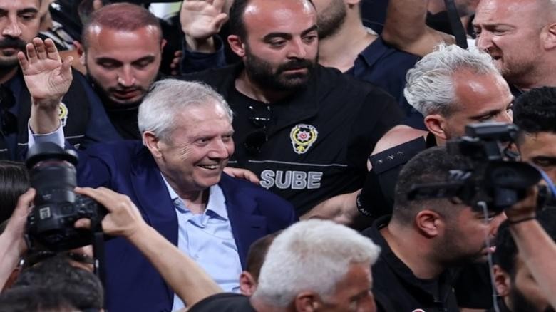 Fenerbahçe Kulübünde Başkanlık Seçimini Aziz Yıldırım Kazandı
