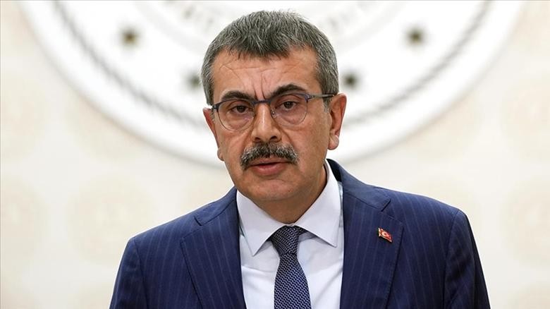 Yusuf Tekin'den Irmak Koparan Öğretmene İlişkin Açıklama