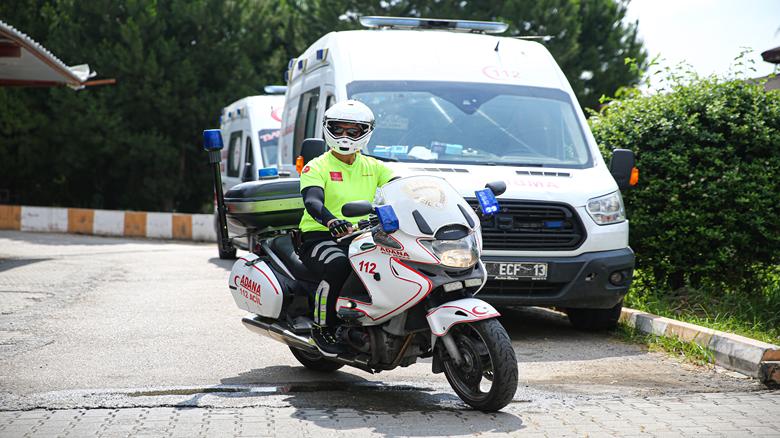 Adana'da Motosikletli sağlık ekipleri hastalara kısa sürede ulaşarak hayat kurtarıyor
