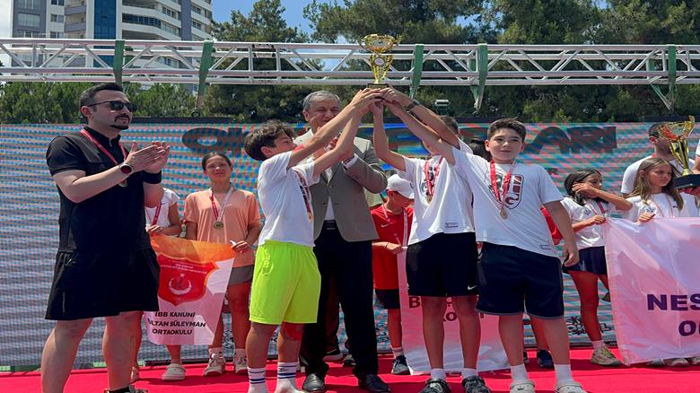 Küçükler ve Minikler Tenis Türkiye Birinciliği müsabakaları Adana'da tamamlandı
