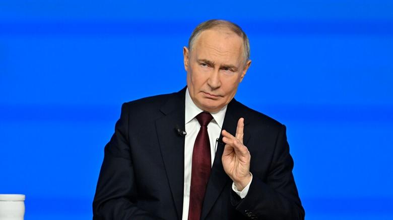 Putin, Ukrayna'yla İstanbul anlaşmaları temelinde barış müzakerelerine hazır olduklarını söyledi