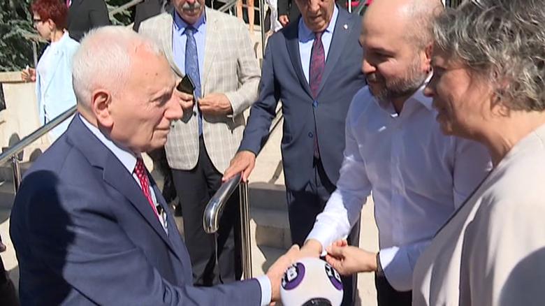Başkent Tanıtım Günleri 3. Gününde. Prof. Dr. Haberal Kampüste İncelemelerde Bulundu