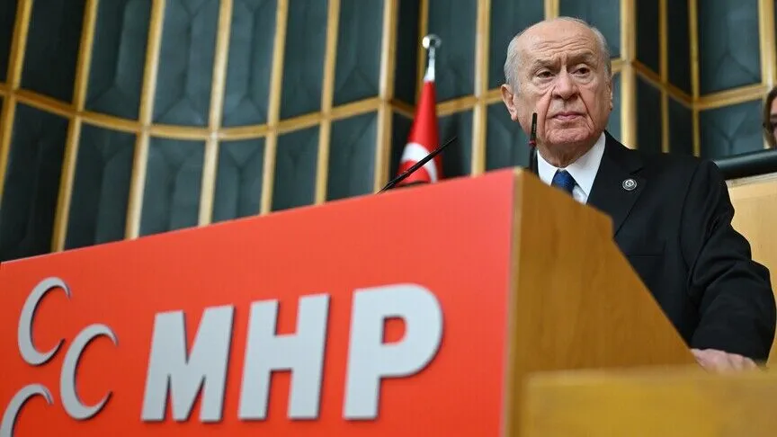 MHP Genel Başkanı Bahçeli: Anadolu'yu Devlet-i ebed müddet şiarıyla yurda dönüştüren ecdadımızı hürmetle yad ediyorum