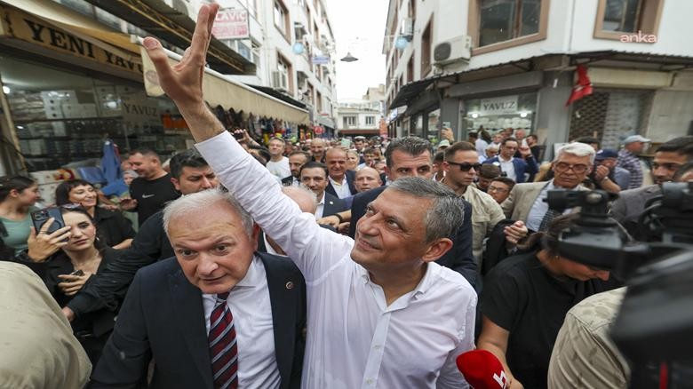 Özgür Özel, Kocaeli'nde Esnafı Ziyaret Etti