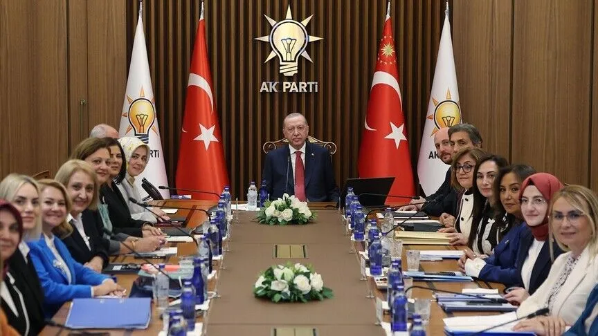 Cumhurbaşkanı ve AK Parti Genel Başkanı Erdoğan, Partisinin Kadın Belediye Başkanlarını Kabul Etti