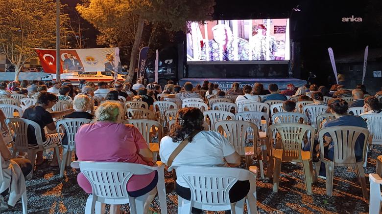 Adana Yumurtalık’ta Altın Koza coşkusu açık hava sinemasıyla yaşandı