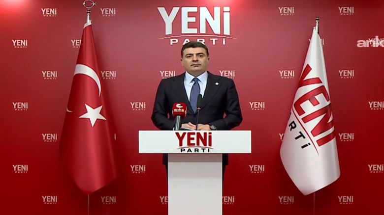Özgür Özel, “Fon Krizi Masası”nı topladı. Zeynel Emre Açıklamalar Yaptı