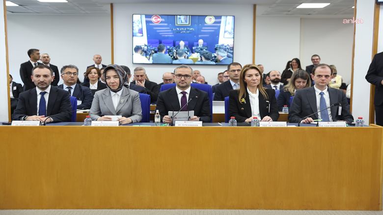 TCMB Başkanı Karahan, TBMM'de sunum yaptı: