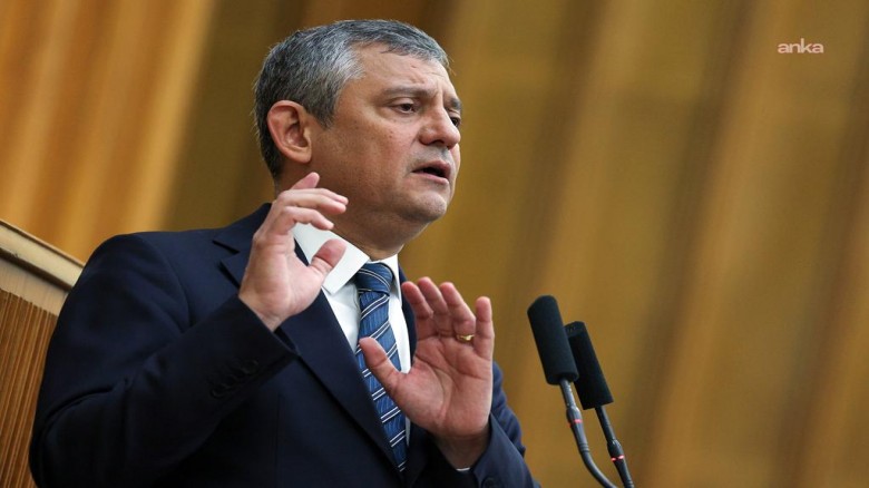 Özgür Özel, Öz Eleştiri Taleplerine Yanıt Verdi: Kendime Değil, Tarihe Haksızlık Sayıyorum