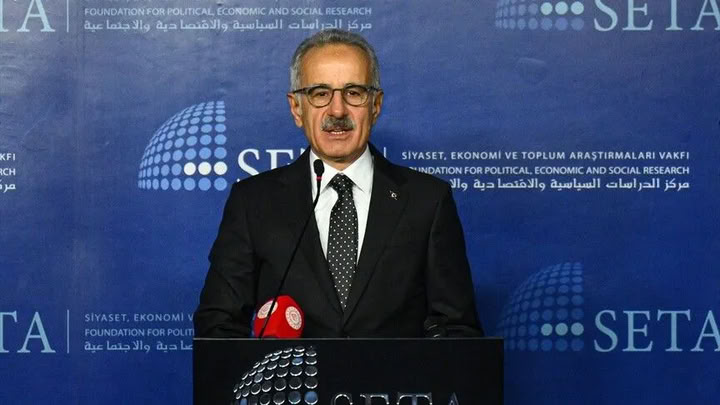 Bakan Uraloğlu: Kalkınma Yolu Projesi'nin 10 yıllık periyotta ekonomiye 55 milyar dolarlık katkı sağlamasını bekliyoruz