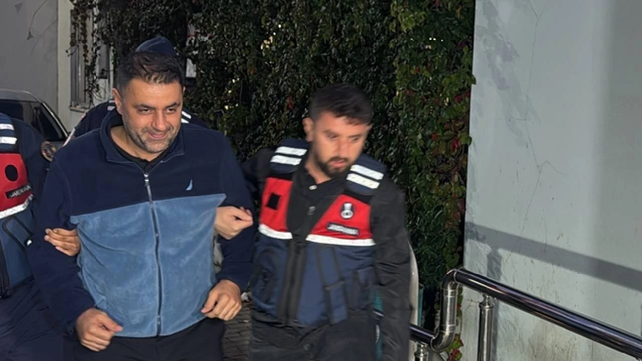 Çukurova Belediyesi'ne Operasyonda 49 Kişi Gözaltındaydı