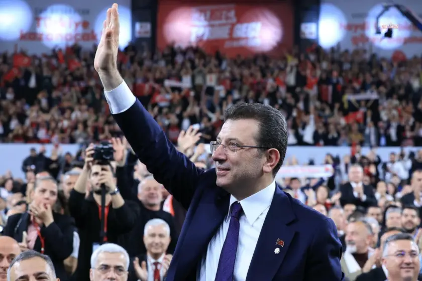   Ekrem İmamoğlu'nun 'Makam Aracı' Davasında Ara Karar